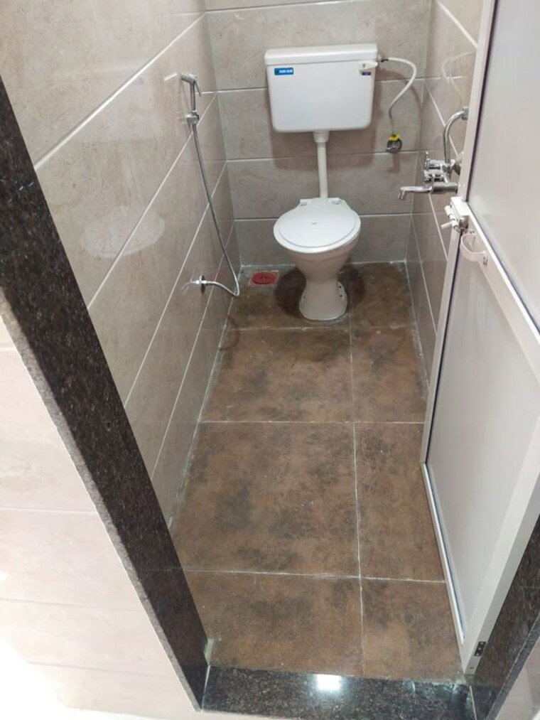 Bathroom, b-m-atlantis 3 Bedroom 2308 Sq.Ft. Apartment In Ghansoli Navi Mumbai 10714580