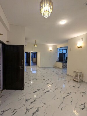2 BHK Builder Floor For Rent in Aya Nagar