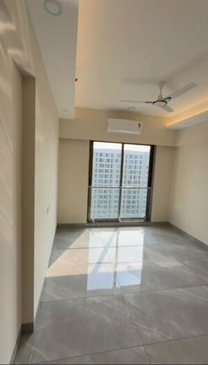 Room in 2 BHK Apartment at Hubtown The Premiere, Andheri West – for Rent