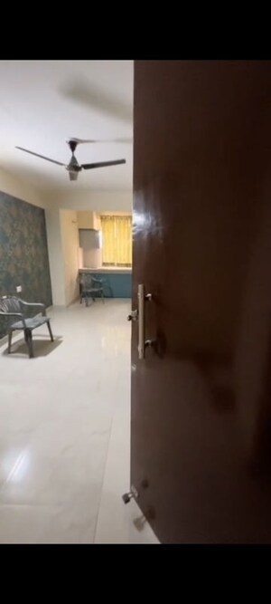 Living Room in 1 BHK Apartment at Wave City, Wave City – for Rent