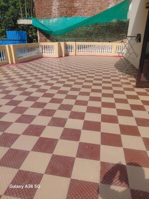 Bedroom in 2 BHK Builder Floor at Sector 15 – for Rent