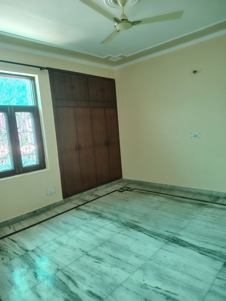 undefined, sector 56 6 Bedroom 162 Sq.Ft. Villa In Sector 56 Noida 10714647