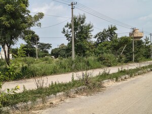 Plot Area in  Plot at Mahidhara Paradise, Isnapur – for Sale