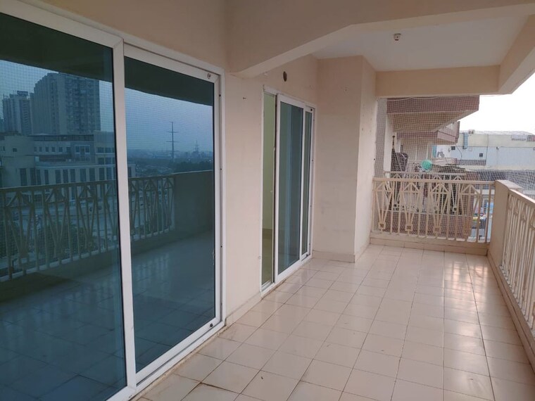 Balcony, gaurs-siddhartham 2 Bedroom 945 Sq.Ft. Apartment In Siddharth Vihar Ghaziabad 10714645