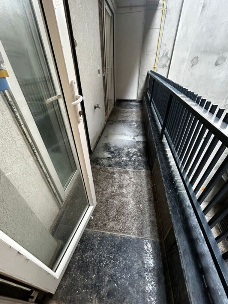 Balcony, chattarpur 3 Bedroom 1250 Sq.Ft. Apartment In Chattarpur Delhi 10714663