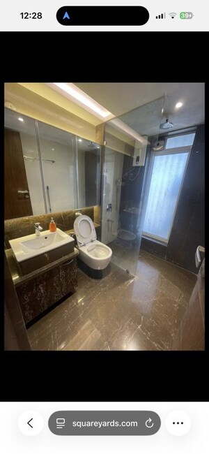 Bathroom in 3.5 BHK Apartment at Supreme Pearl, Khar West – for Rent