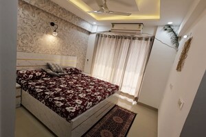 Bedroom in 2 BHK Apartment at Kanha Greens, Modipuram – for Sale