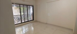 Room in 2 BHK Apartment at Vaibhav Apartment Naupada, Naupada – for Rent