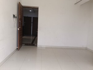 2 BHK Apartment For Rent in Laxmi Paradise, Mira Road