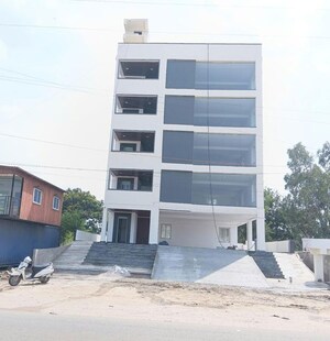  Showroom For Sale in Isnapur