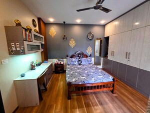 Bedroom in 3 BHK Apartment at Prestige Misty Waters Vista Towers, Hebbal – for Rent
