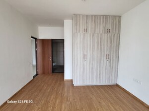 Room in 3 BHK Apartment at Mahindra Eden, Kanakapura Road – for Rent