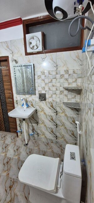 Bathroom in 2 BHK Builder Floor at Sector 41 – for Rent