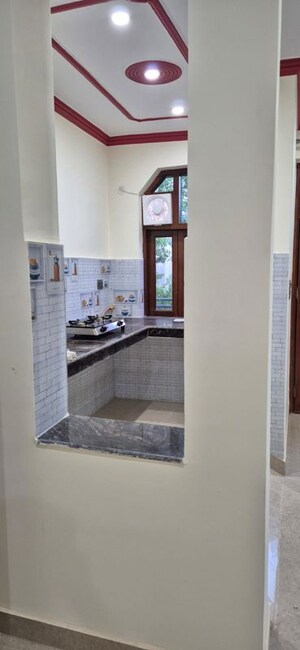 Building Lobby in 2 BHK Builder Floor at Sector 41 – for Rent