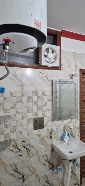 Bathroom in 2 BHK Builder Floor at Sector 41 – for Rent
