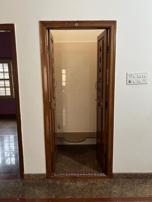 Building Lobby in 2 BHK Builder Floor at Ramamurthy Nagar – for Rent
