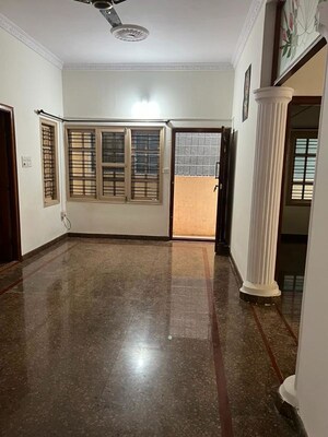 Room in 2 BHK Builder Floor at Ramamurthy Nagar – for Rent
