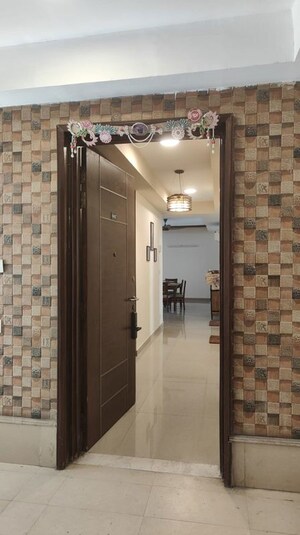 Building Lobby in 3.5 BHK Apartment at Jaypee Kalypso Court, Sector 128 – for Rent