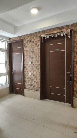 Building Lobby in 3.5 BHK Apartment at Jaypee Kalypso Court, Sector 128 – for Rent