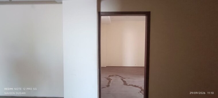 Room, kanuru Commercial Showroom 6500 Sq.Ft. In Kanuru Vijayawada 10714832