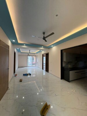 4 BHK Builder Floor For Rent in Sector 57