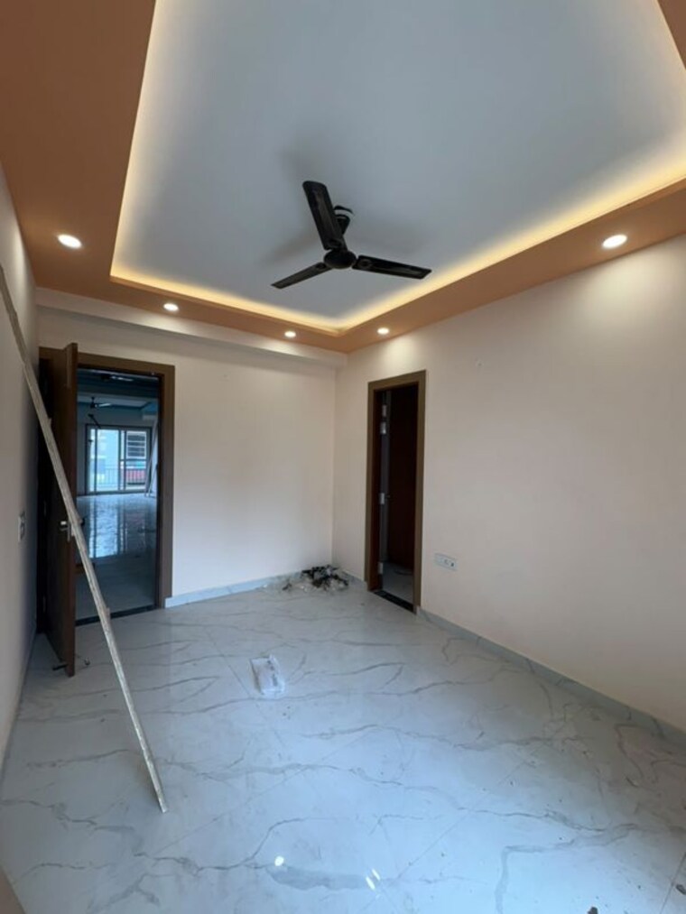 Room, sector 57 4 Bedroom 2200 Sq.Ft. Builder Floor In Sector 57 Gurgaon 10714861