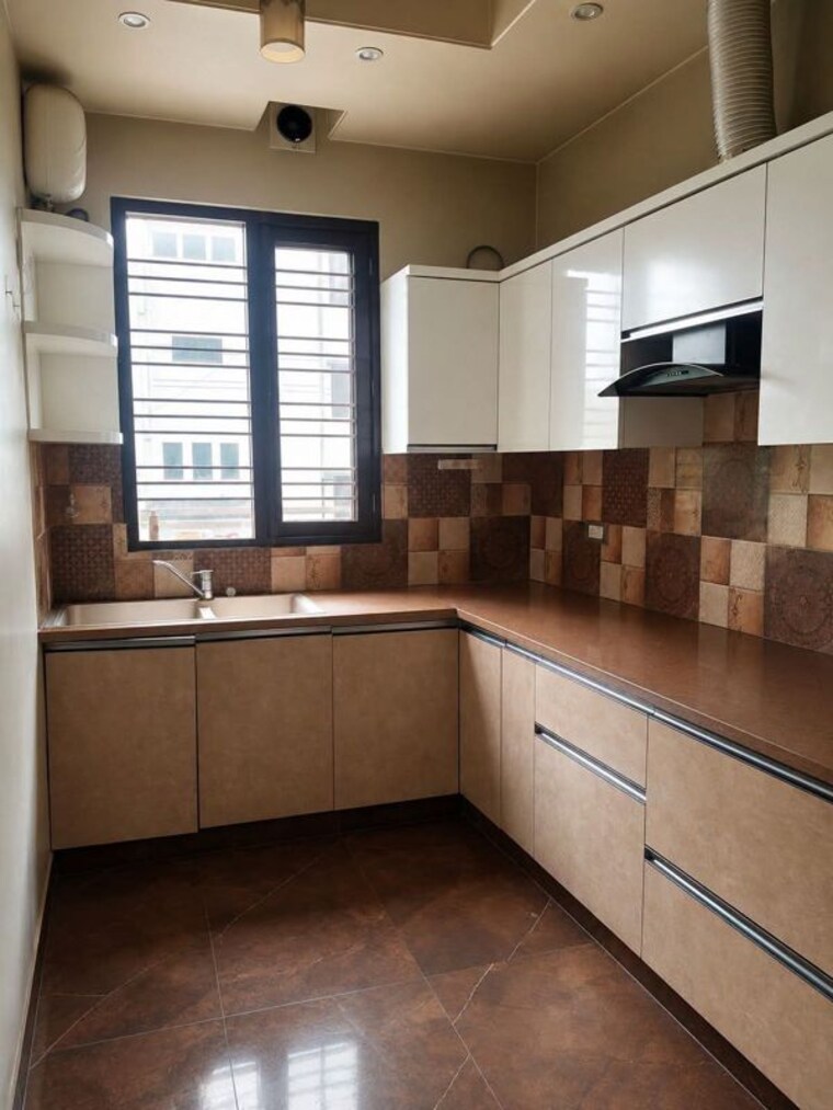 Kitchen, sector 57 1 Bedroom 550 Sq.Ft. Builder Floor In Sector 57 Gurgaon 10714874