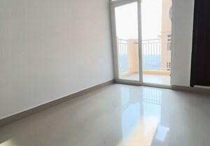 Room in 2.5 BHK Apartment at Hawelia Valencia Homes, Sector 1 Greater Noida – for Sale