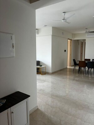 3 BHK Apartment For Sale in Lalani Grandeur, Goregaon East