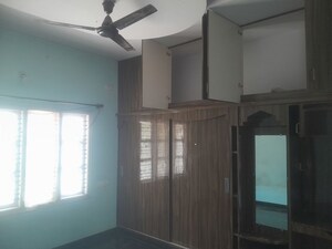 Room in 2 BHK Builder Floor at Akshaya Nagar – for Rent