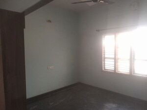 Room in 2 BHK Builder Floor at Akshaya Nagar – for Rent