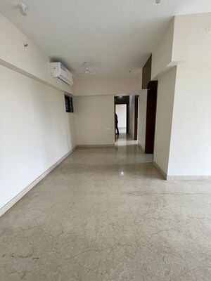 Room in 2 BHK Apartment at Godrej Platinum Mumbai, Vikhroli East – for Rent
