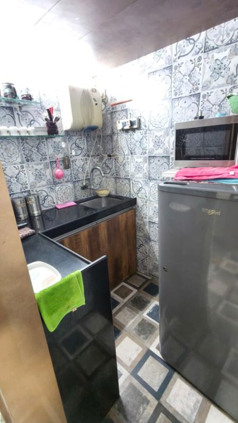 Kitchen, ijmima-complex Commercial Office Space 400 Sq.Ft. In Malad West Mumbai 10714915