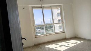 Room in 3 BHK Apartment at Kalpataru Radiance, Goregaon West – for Sale