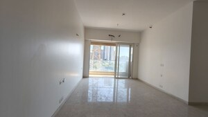 Room in 3 BHK Apartment at Kalpataru Radiance, Goregaon West – for Sale