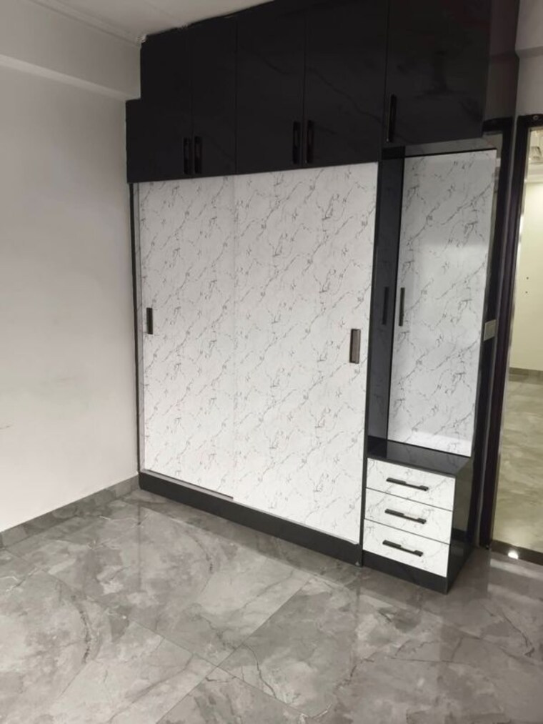 Room, ansal-palam-triangle 3.5 Bedroom 2500 Sq.Ft. Builder Floor In Palam Vihar Extension Gurgaon 10714925