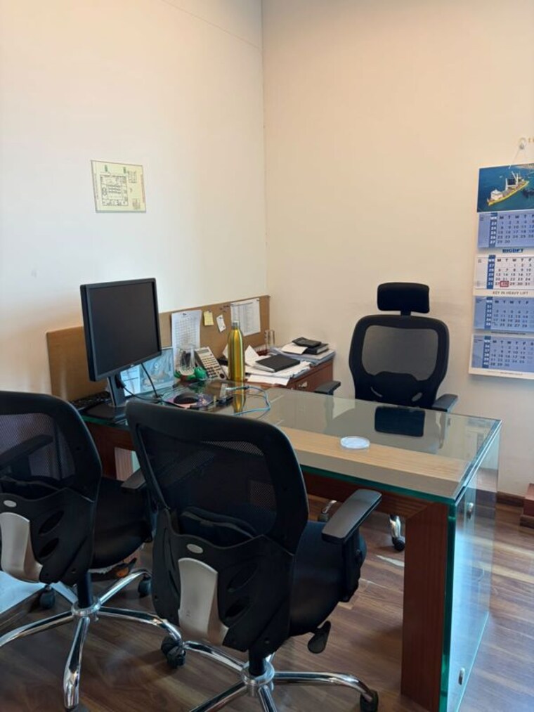 Team Area, mighty-universal-majestic Commercial Office Space 3200 Sq.Ft. In Chedda Nagar Mumbai 10714918