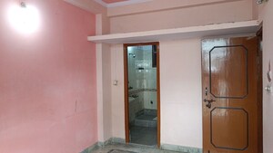 Room in 1 BHK Builder Floor at Vaishali Sector 2 – for Rent