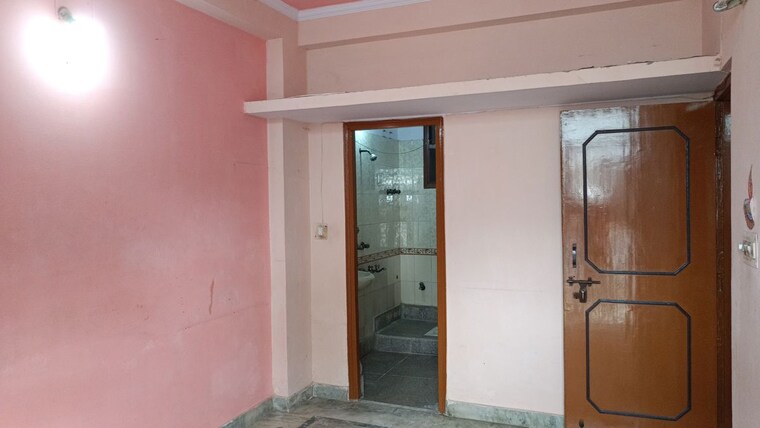 Room, vaishali sector 2 1 Bedroom 550 Sq.Ft. Builder Floor In Vaishali Sector 2 Ghaziabad 10714934