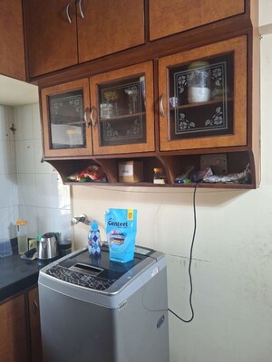 Furnished Amenities in 2 BHK Apartment at Legend Pushpanjali CHS, Chembur – for Rent