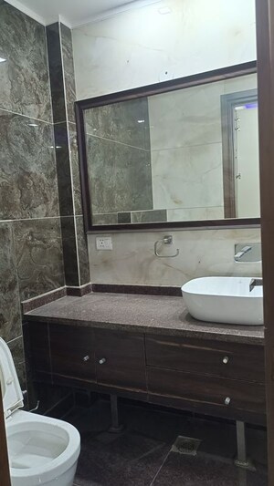 Bathroom in 3 BHK Builder Floor at New Rajinder Nagar – for Rent