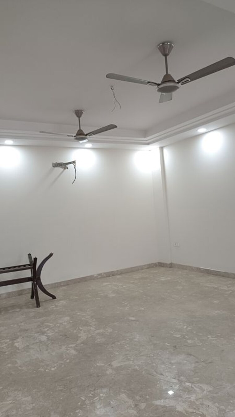 Room, new rajinder nagar 3 Bedroom 1650 Sq.Ft. Builder Floor In New Rajinder Nagar Delhi 10714963