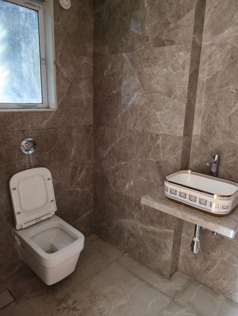 Bathroom, palms-villas-residences 2 Bedroom 650 Sq.Ft. Apartment In Goregaon East Mumbai 10714986