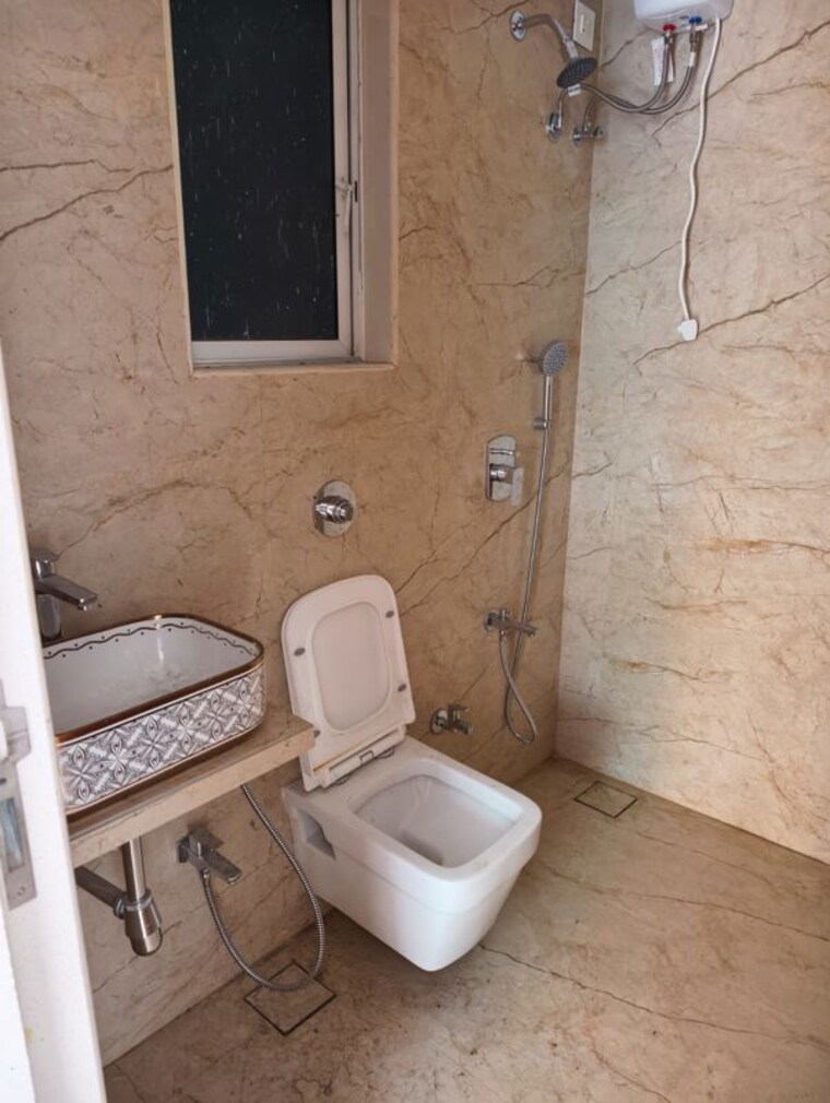 Bathroom, palms-villas-residences 2 Bedroom 650 Sq.Ft. Apartment In Goregaon East Mumbai 10714986