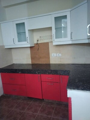 Kitchen in 2 BHK Apartment at Omaxe R2, Gomti Nagar – for Rent