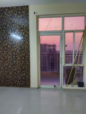 Building Lobby in 2 BHK Apartment at Omaxe R2, Gomti Nagar – for Rent