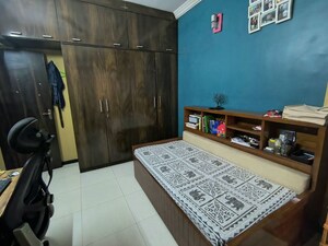 Bedroom in 2 BHK Apartment at Seawoods Sector 44a – for Rent