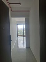 2.5 BHK +  1250 Sq.Ft. Apartment in Mantra Mirari