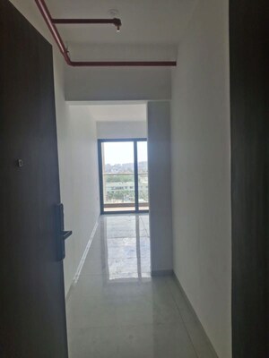 2.5 BHK Apartment For Rent in Mantra Mirari, Koregaon Park