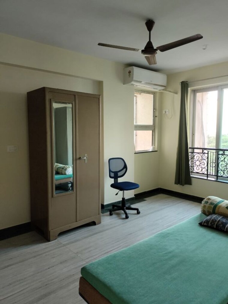 Master Bedroom, hiranandani-estate-winona 2 Bedroom 736 Sq.Ft. Apartment In Ghodbunder Road Thane 10715007